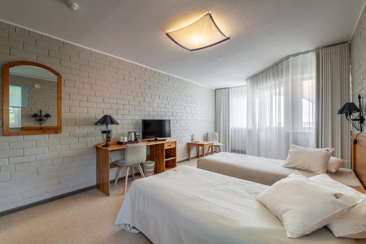 Lepanina Hotell Кабли Екстериор снимка