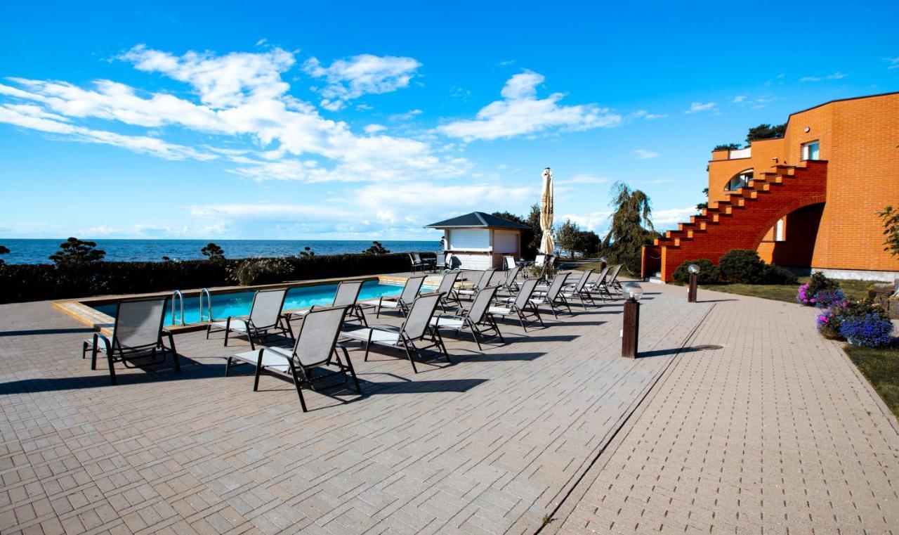 Lepanina Hotell Кабли Екстериор снимка