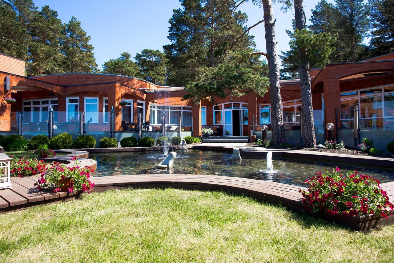 Lepanina Hotell Кабли Екстериор снимка